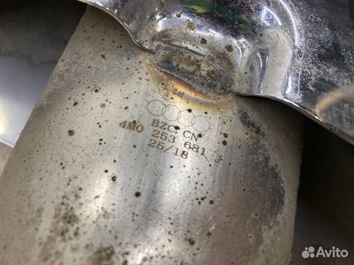 Насадка выхлопной трубы левая Audi Q7 4M 2015