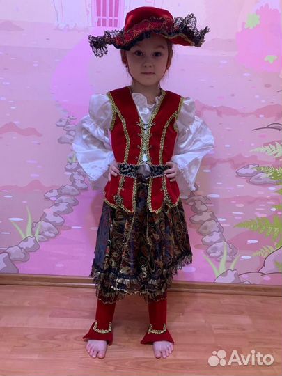 Карнавальный костюм пиратка