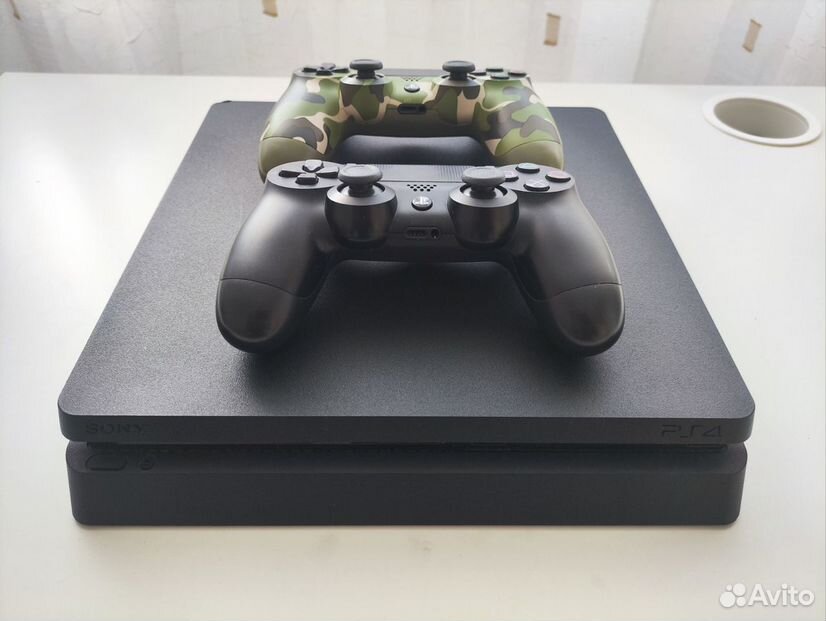 Sony PS4 1TB