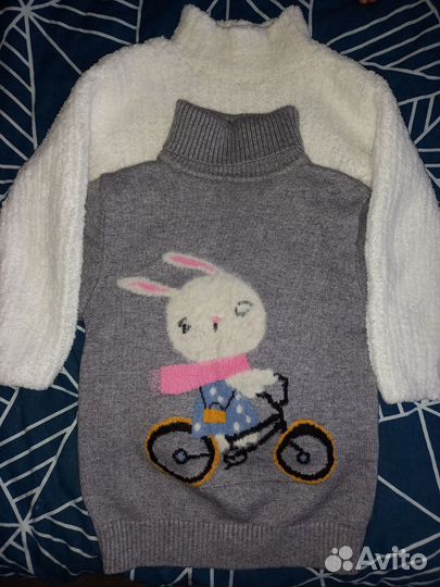 Кофты теплые, водолазки для девочки 122, 128