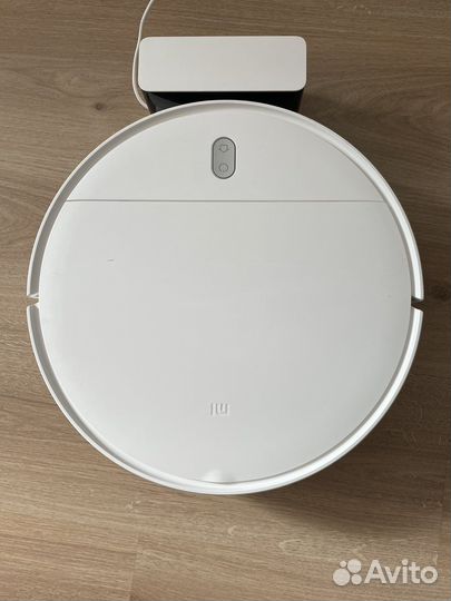 Mi Robot Vacuum-Mop Essential
