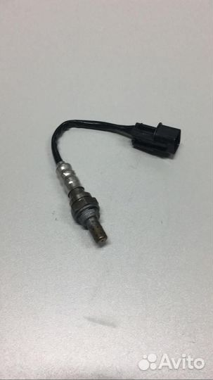 Датчик кислородный верхний левый 392103e130