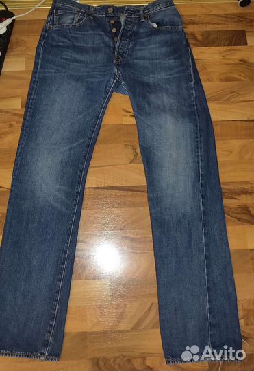 Джинсы levis