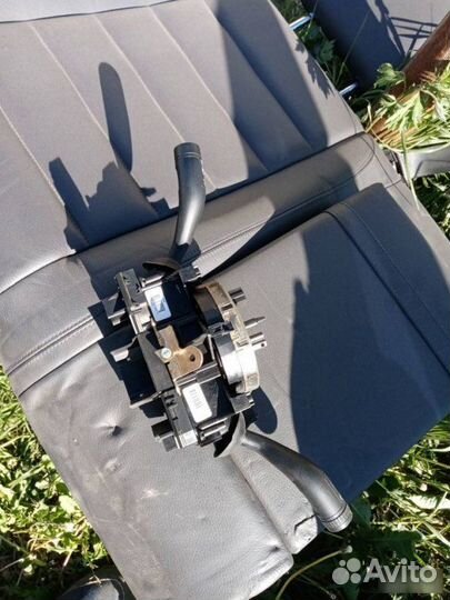 Подрулевой переключатель Volkswagen Touareg