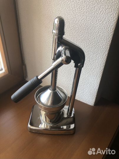 Пресс соковыжималка для цитрусовых и граната