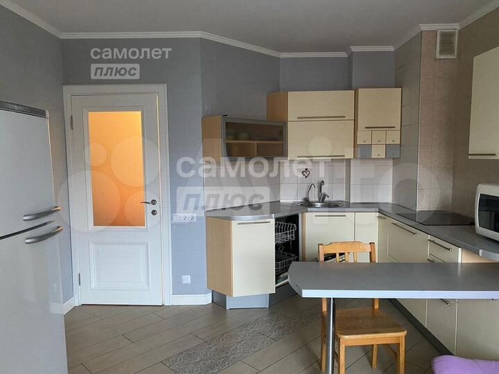 2-к. квартира, 60 м², 4/25 эт.
