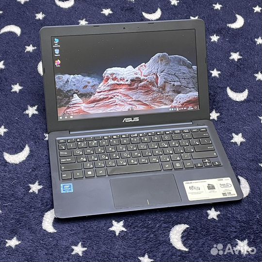 Шустрый ноутбук asus 4ядра с ssd