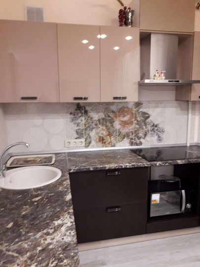 2-к. квартира, 42 м², 3/4 эт.