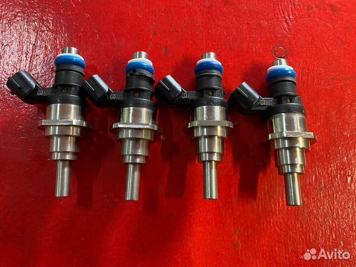 Форсунка топливная Mazda Cx-7 2.3 L3-VDT Новая