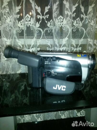 Видеокамера JVS