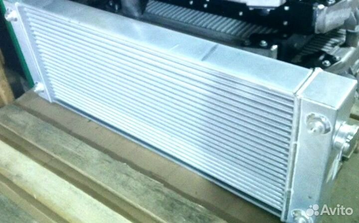 Hitachi EX400-5 Водяной радиатор