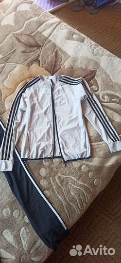 Женский спортивный костюм 46р-р