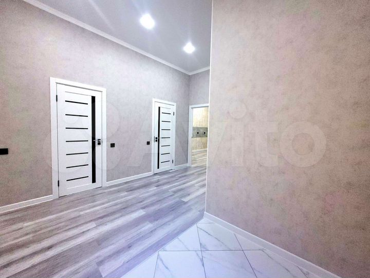 2-к. квартира, 68 м², 17/17 эт.