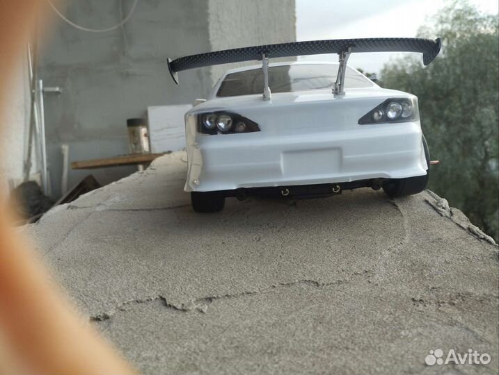 Машина на радио управление для дрифта