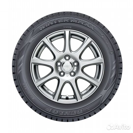 Dunlop Winter Maxx WM02 235/40 R18 95T