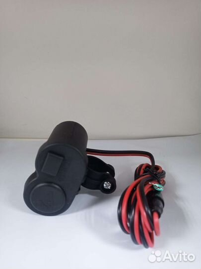 Зарядное устройство с тумблером на руль мотоцикла