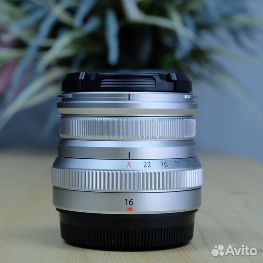 Объектив Fujifilm XF 16mm F2.8 R WR