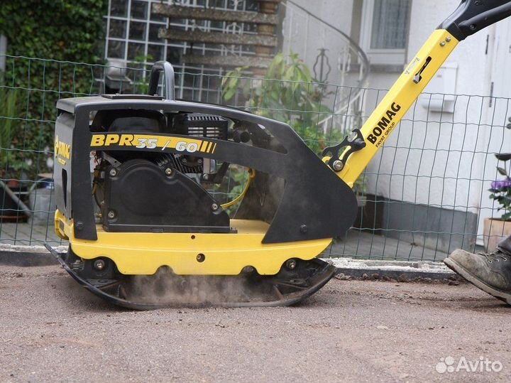 Виброплита реверсивная bomag BPR 35/60 69200056