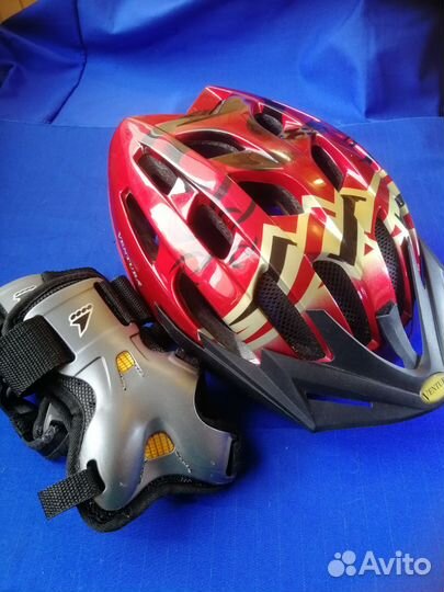 Шлем велосипедный (для роликов) взрослый Ventura