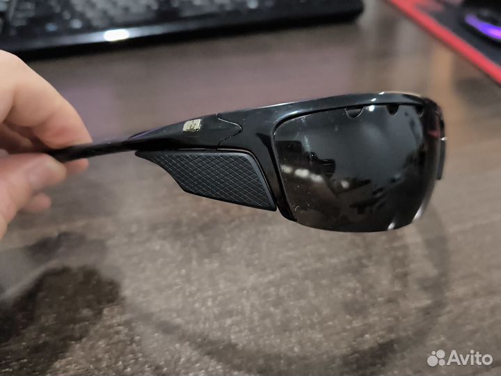 Спортивные очки солнцезащитные Brenda