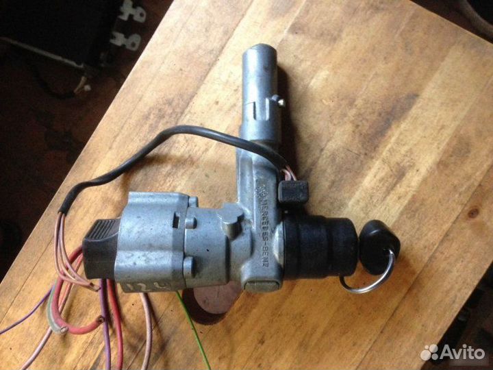 Замок зажигания Mercedes-Benz E-Class W124