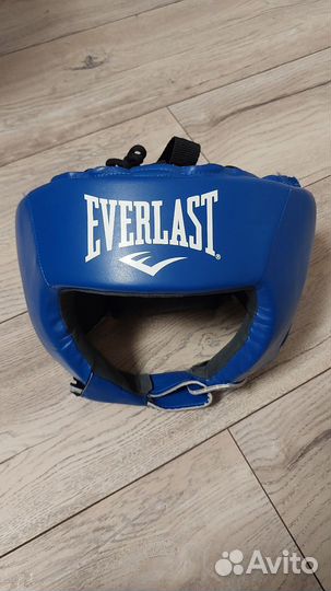 Боксерский шлем