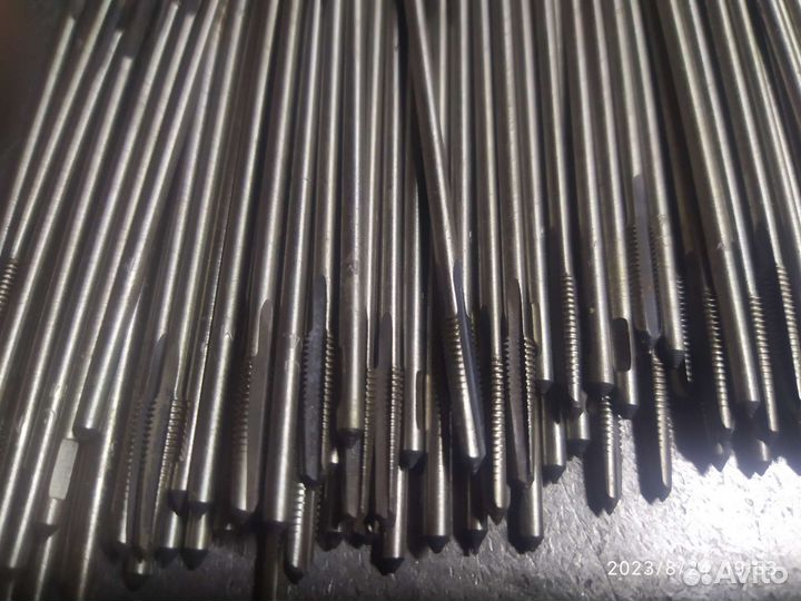 Метчики м4 машинные