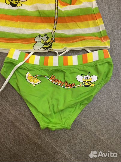 Пакетом костюм molo и плавки пляжные фирма Nirey