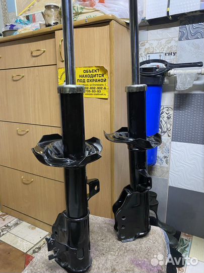 Амортизаторы передние