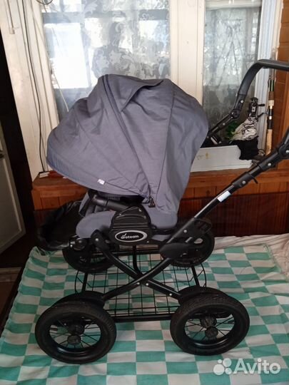 Продаю детскую коляску 2 в 1