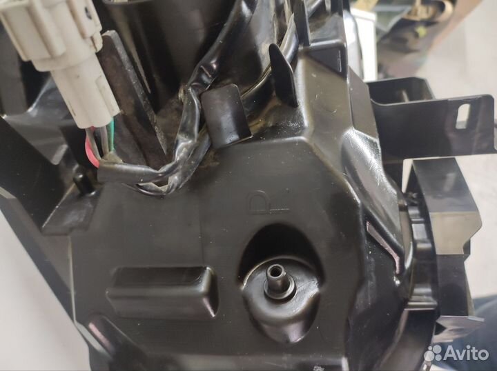 Nissan x trail т31 фара Оригинал галоген- правая