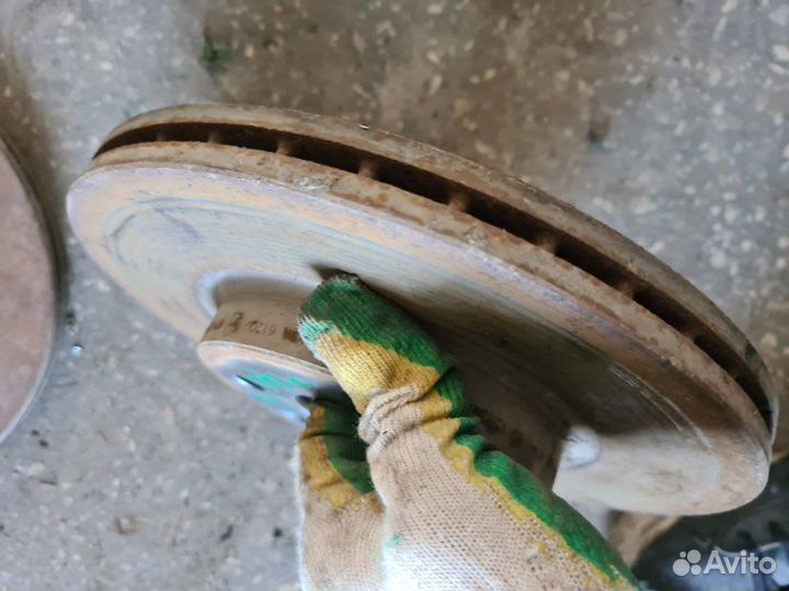 Диски тормозные LADA Largus K4M 2016