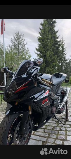 Suzuki GSX R1000