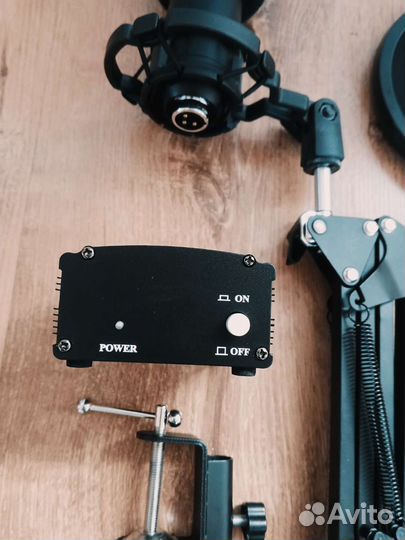 Конденсаторный микрофон BM 800 + фантомное питание