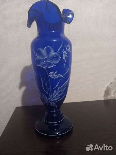 Хрустальная ваза