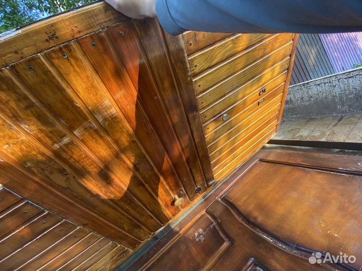 Продам входную дверь бу металичесская