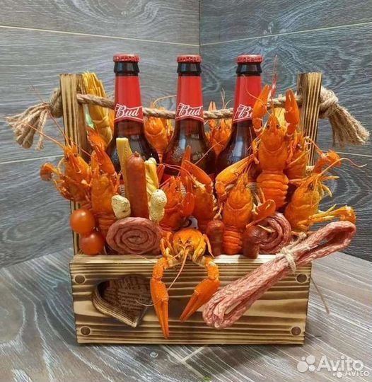 Подарочный ящик