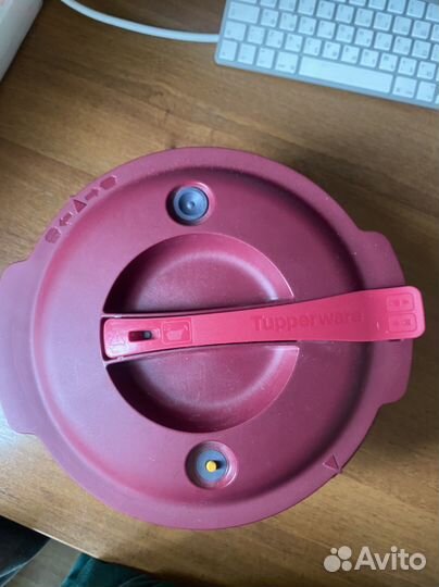 Костюля Tupperware для микроволновой печи