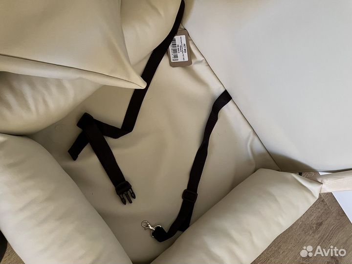 Авто-кресло для собак