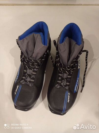 Лыжные ботинки классические