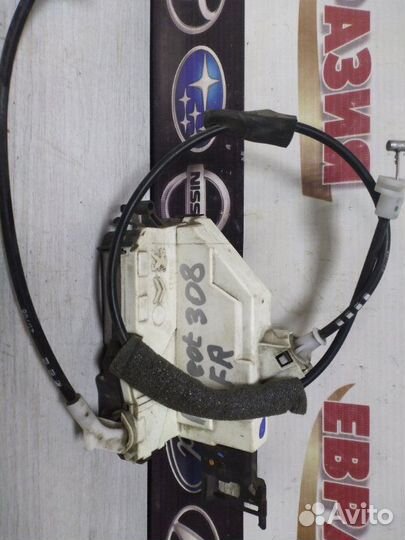 Замок боковой двери передний правый Peugeot 308