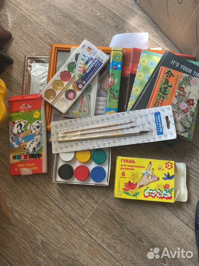 Набор для рисования и учебы