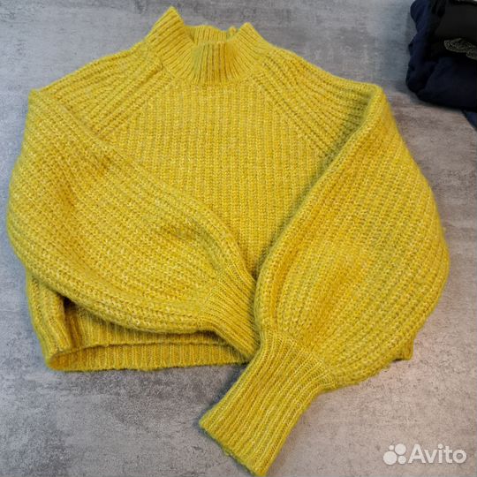 Большой пакет одежды на 44-46.Бронь