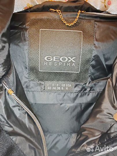 Пуховик Geox 42 с мехом