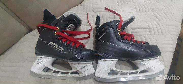 Хоккейные коньки bauer