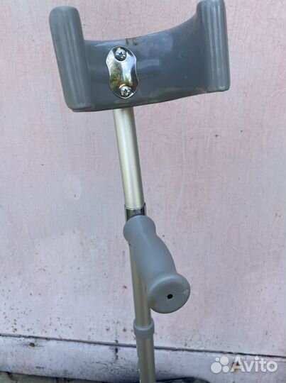 Инвалидная палка с упором на 4 ножки