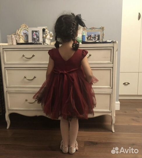 Платье нарядное