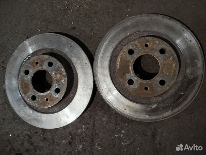 Тормозные диски R14 ваз 2110 2112 2170 вентилируе