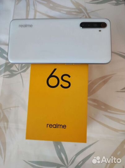 Realme 6s