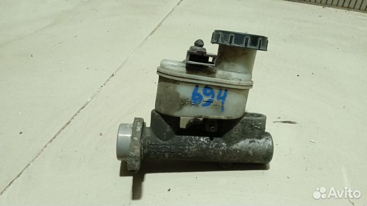 Главный тормозной цилиндр Nissan Almera